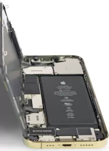 jak usunąć wyświetlacz iPhone'a 12